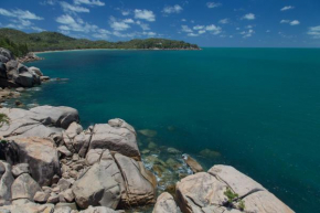 Penthouse on Bright Point, Nelly Bay